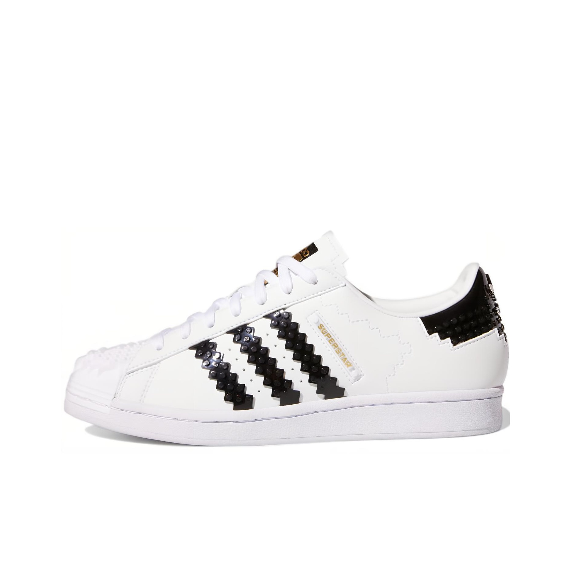 Adidas Originals x LEGO SUPERS - Adidas Shoes Superstar incelemesi ve fiyatı